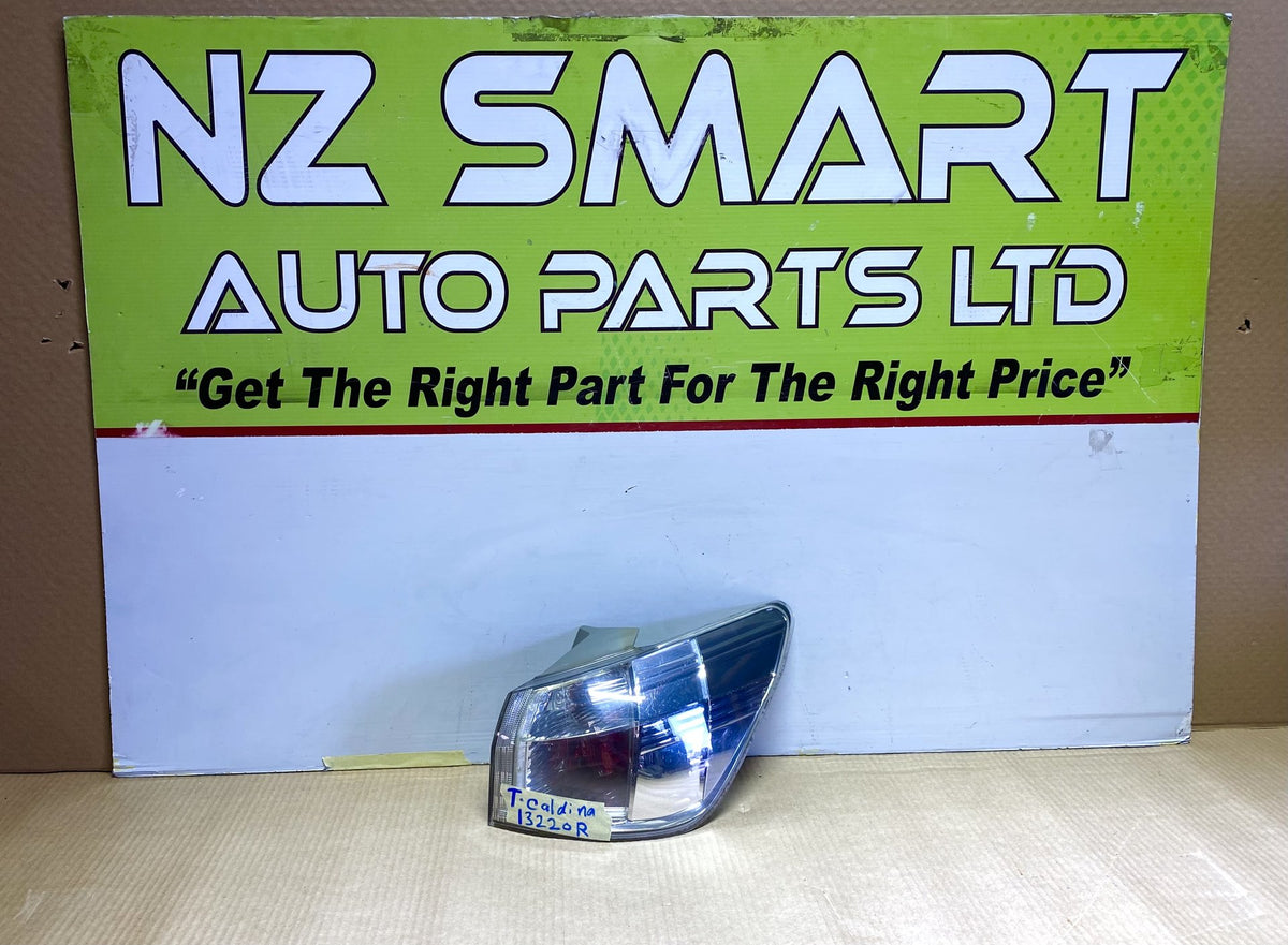 2002 Used Toyota Caldina - Right Taillight PN: ICHIKOH 21-68