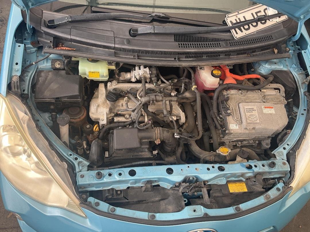 2013 Toyota Aqua Hybrid NHP10 Dismantling For Parts