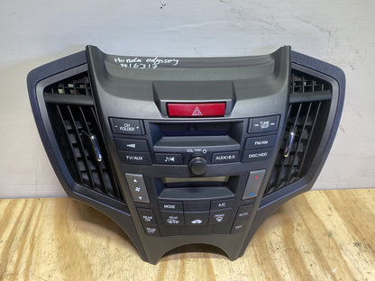2005 Honda Odyssey RB1 - Climate Controller PN: Audi control panel