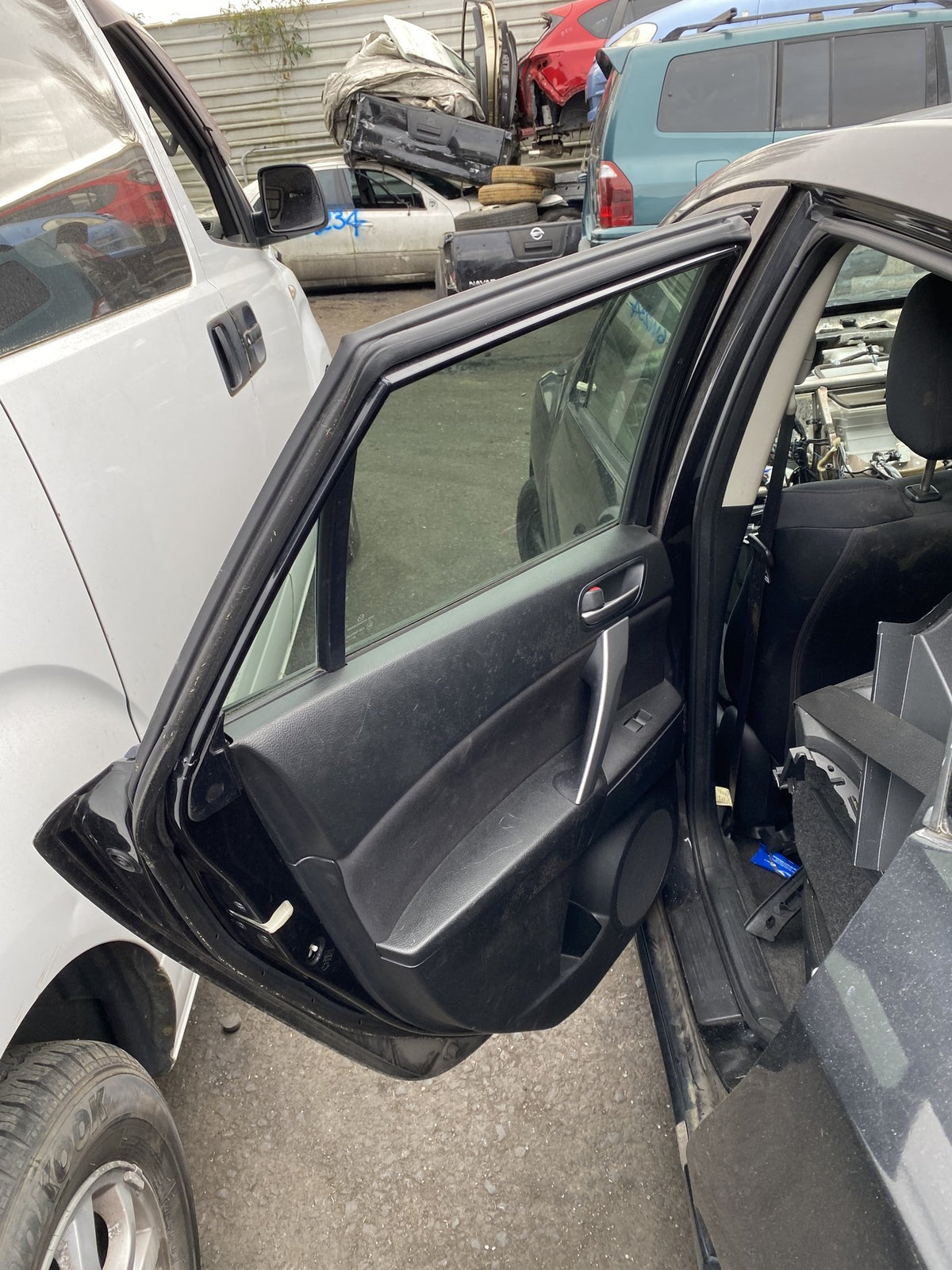 2010 Mazda Axela BLEFW Dismantling for Parts