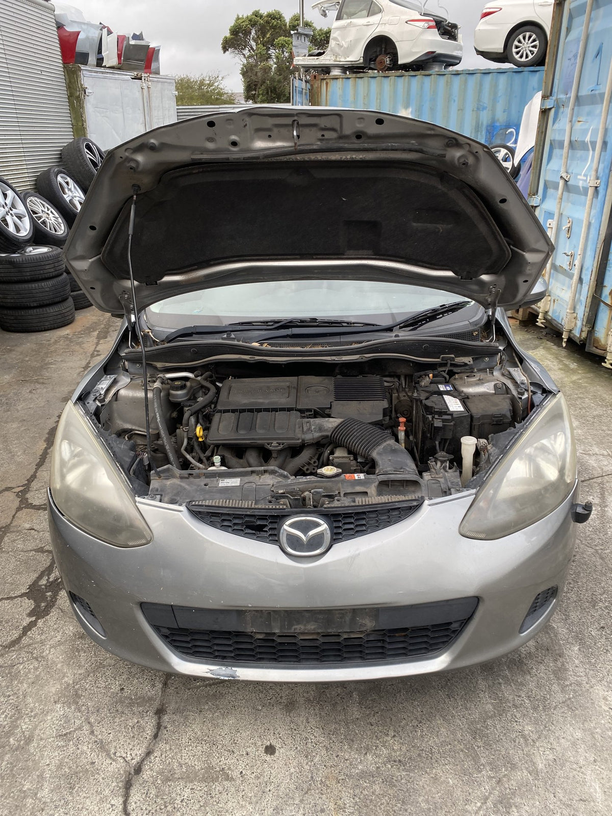 2005 Mazda Demio Dismantling For Parts