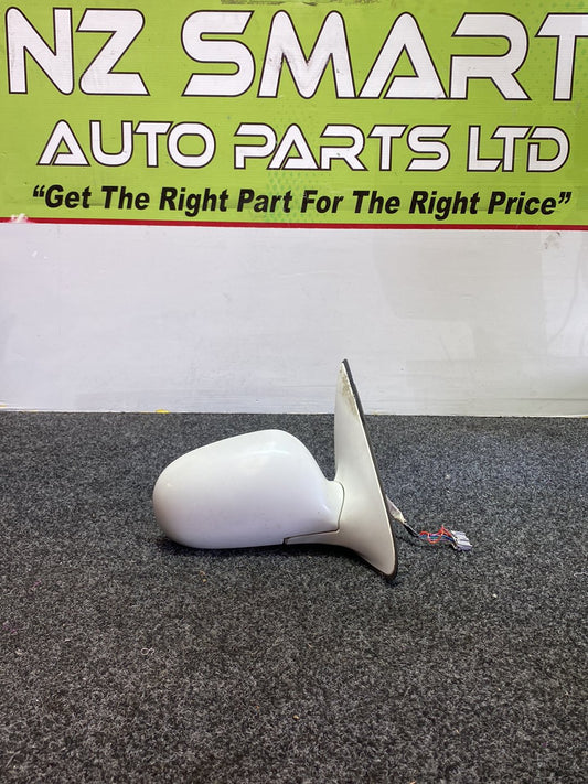2004 Nissan Bluebird - Right Door Mirror