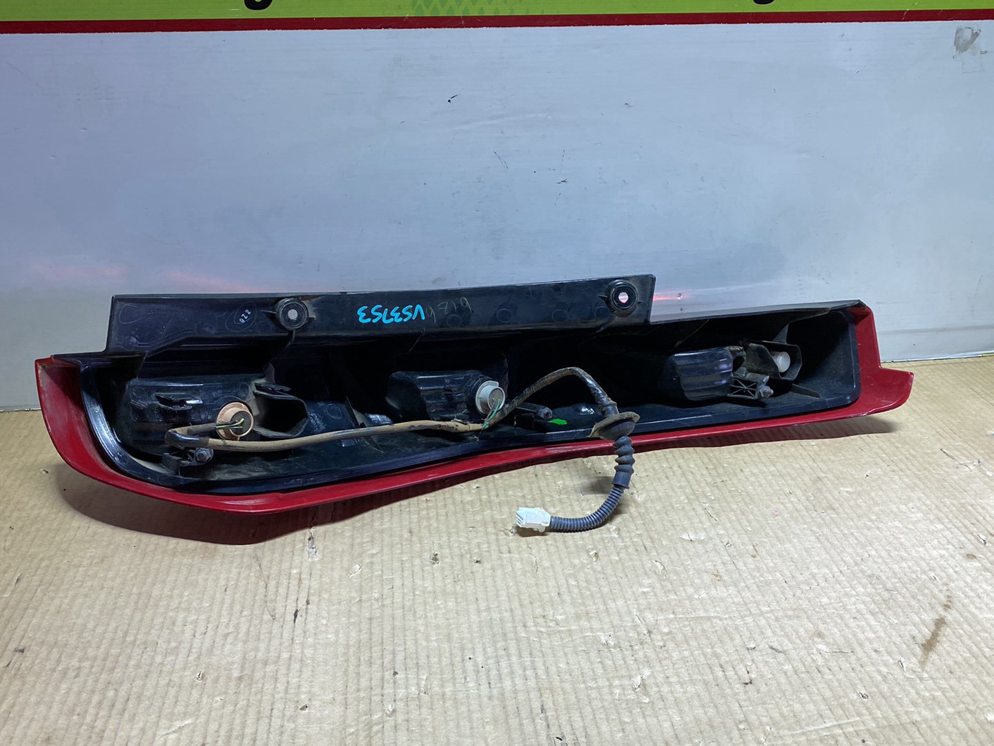 2007 Nissan X-Trail NT31 - Left Taillight PN: Koito 220-63929