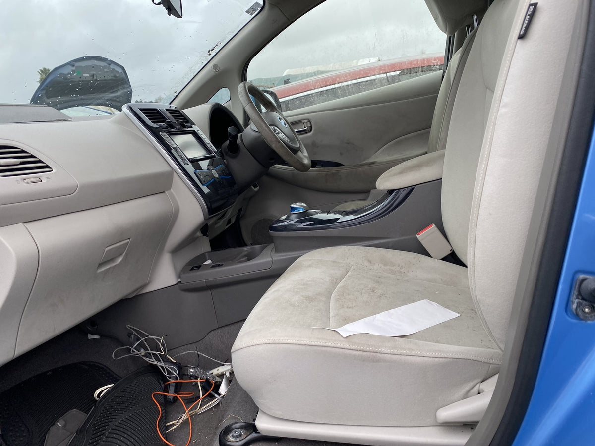 2012 Nissan Leaf Electric ZE0 Dismantling For Parts