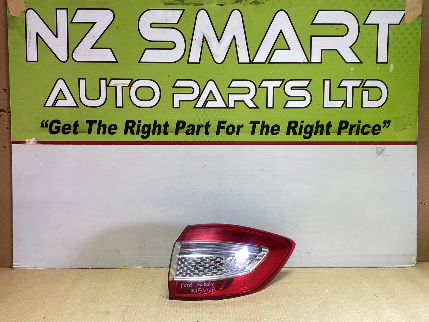 2012 Ford Mondeo - Right Taillight