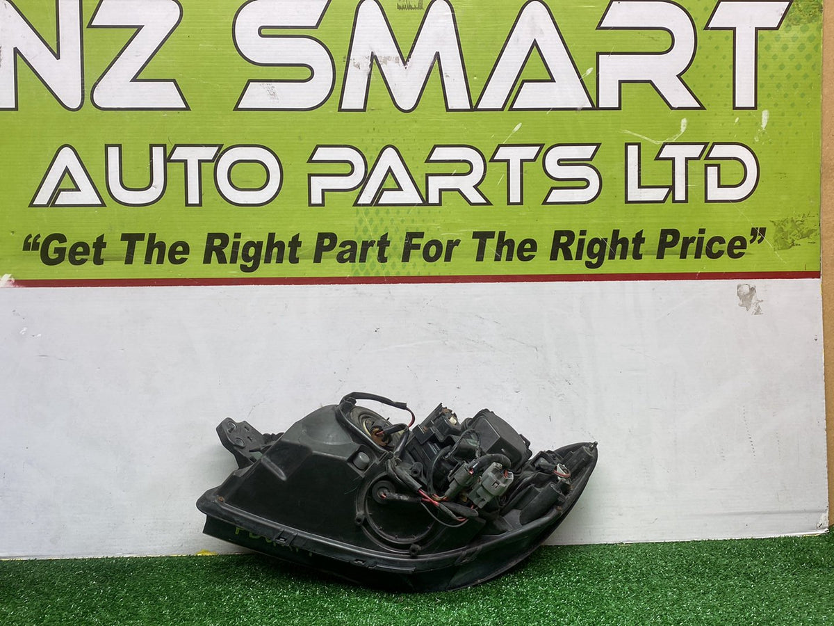 2006 Subaru Impreza - Right Headlight PN: 84001FE860