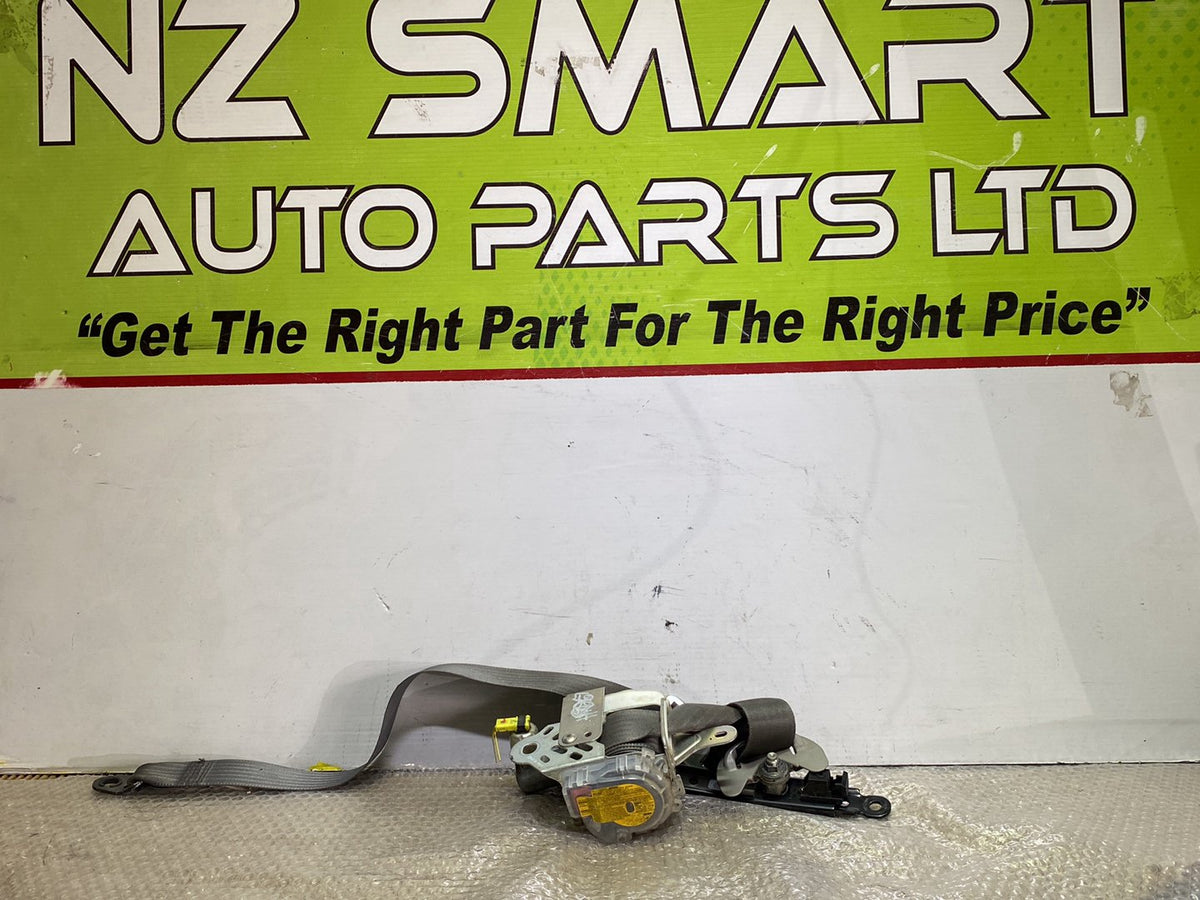 2006 Used Toyota Prius- Left Front Seat Belt PN: see photos