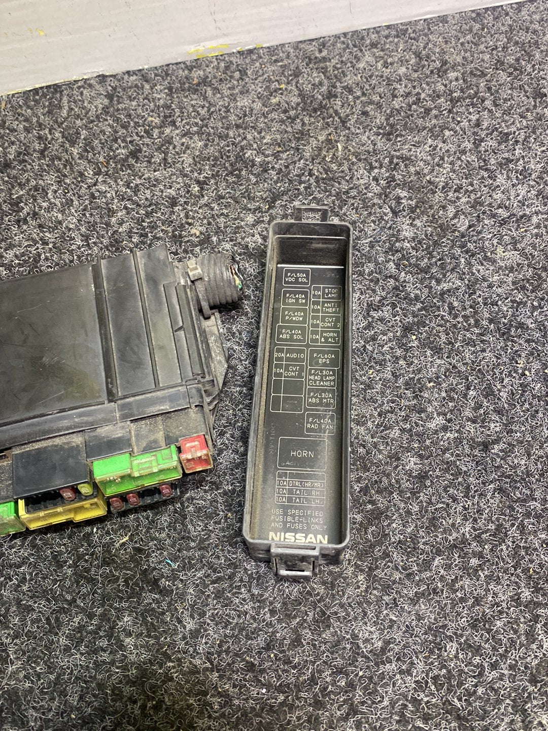 2010 Nissan Juke YF15 - Engine Fuse Box