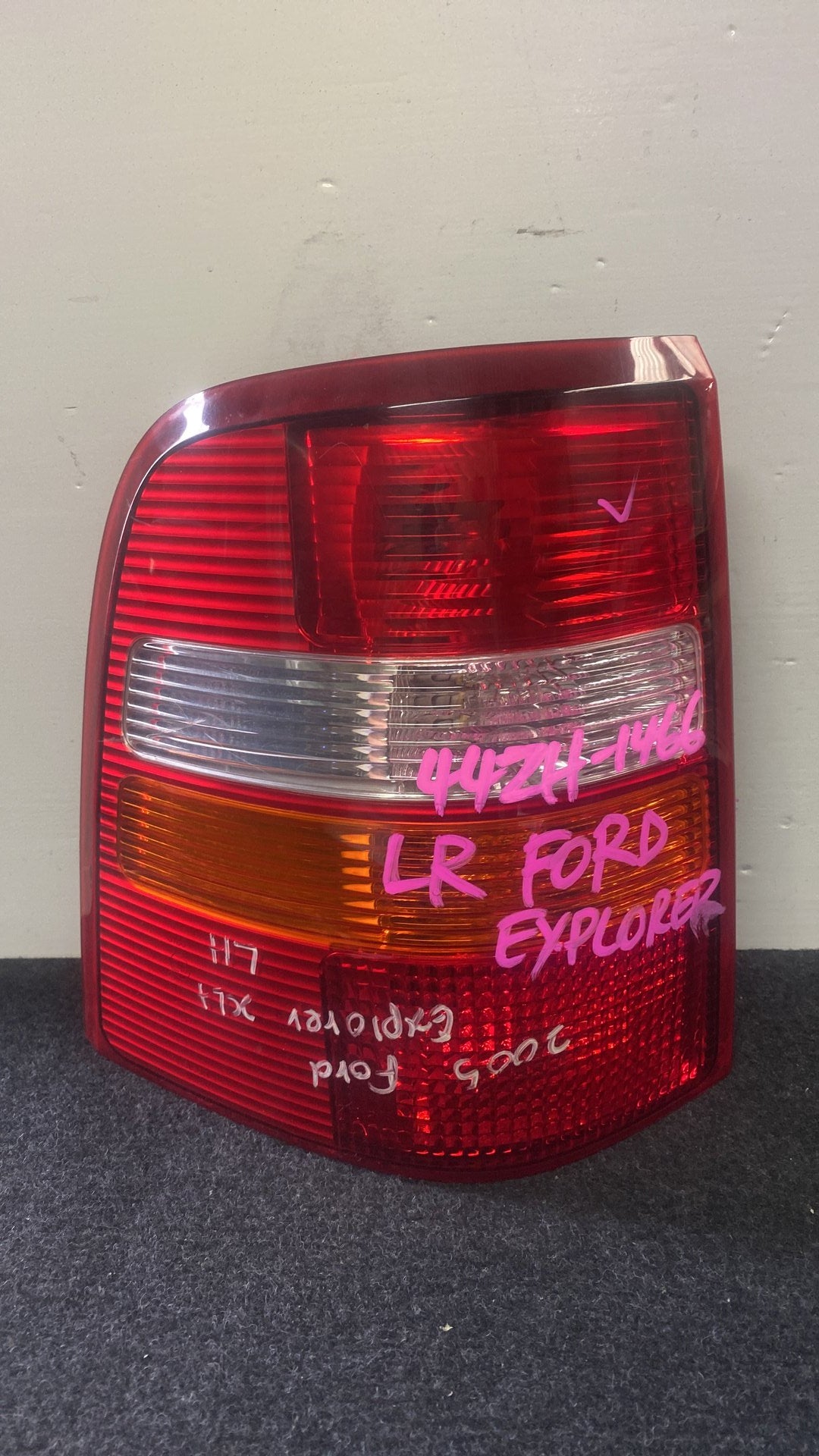 2005 Ford Explorer XLT - Left Taillight PN: 44ZH-1466
