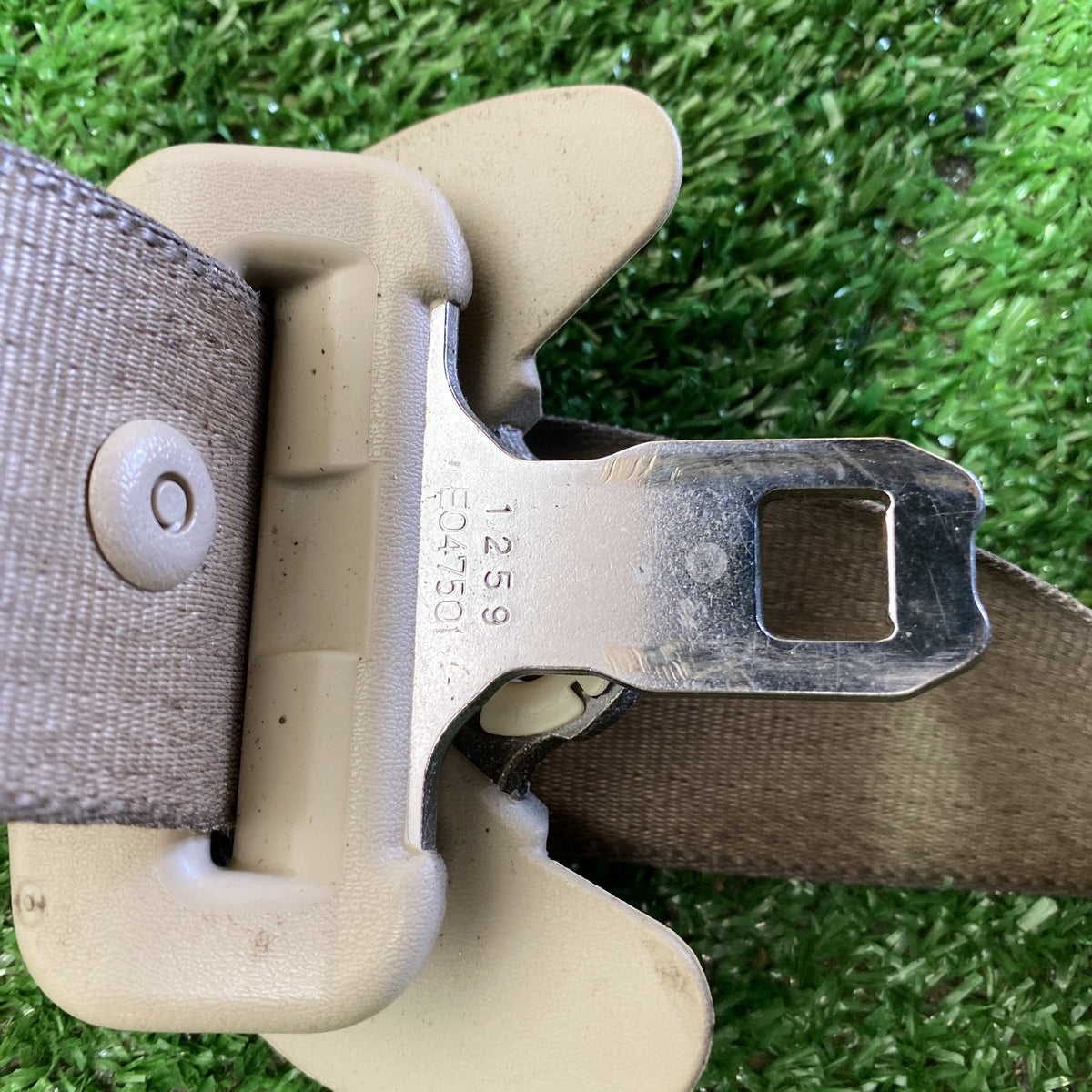 2006 Used Toyota Estima - Right Front Seat Belt PN: 7321028320E0