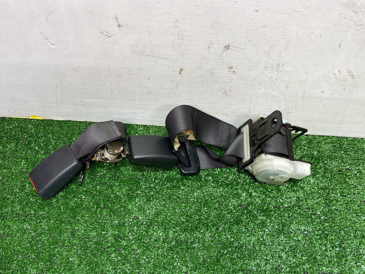 2002 Used Toyota Caldina - Left Rear Seat Belt PN: 7336020800C3