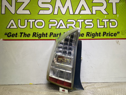2010 Toyota Prius- Left Taillight PN: 8156047122