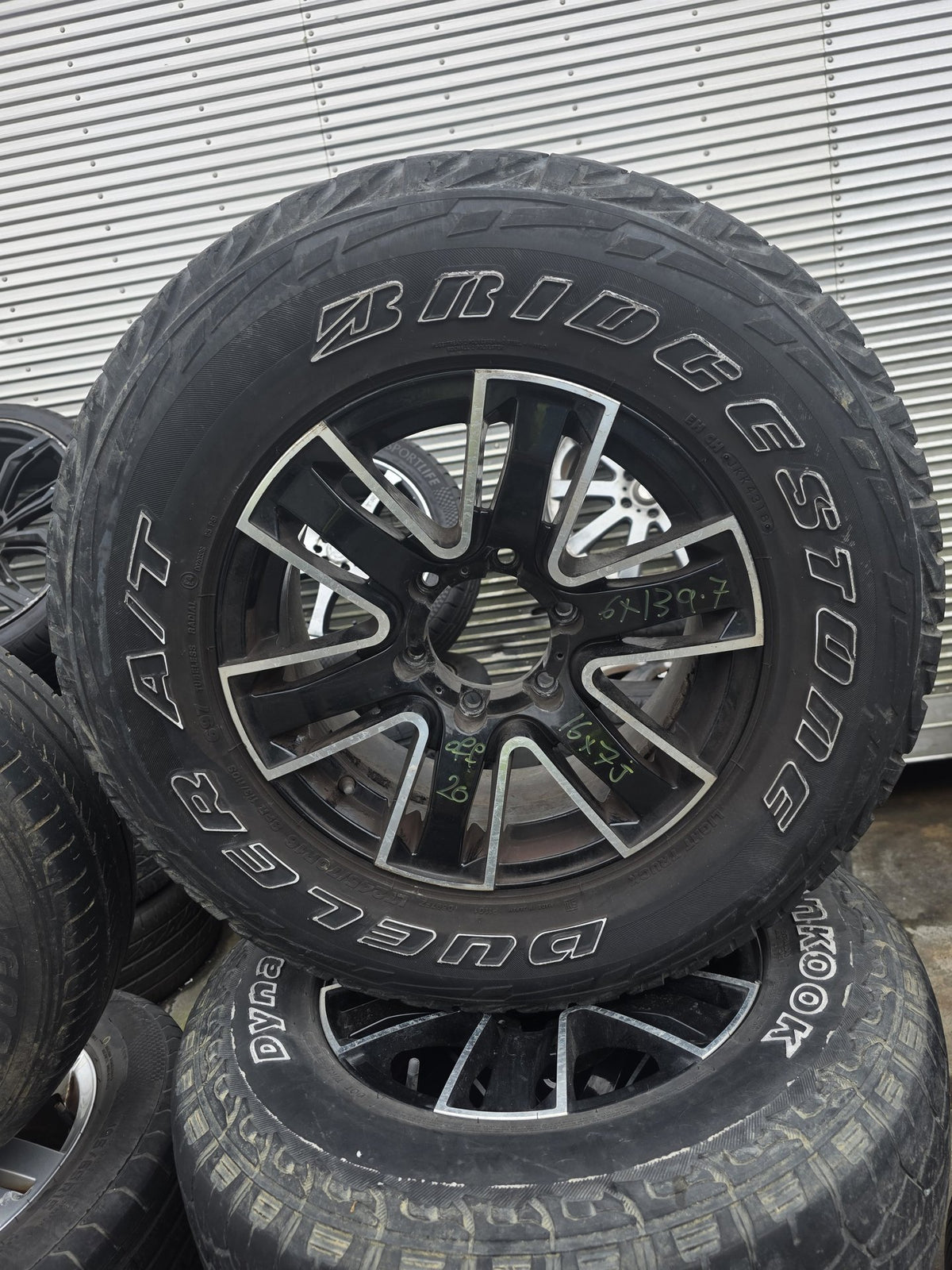 Mag Wheel Set 6x139.7 Stud Pattern/ Wheel Size: 16x7 J/ Offset: 26
