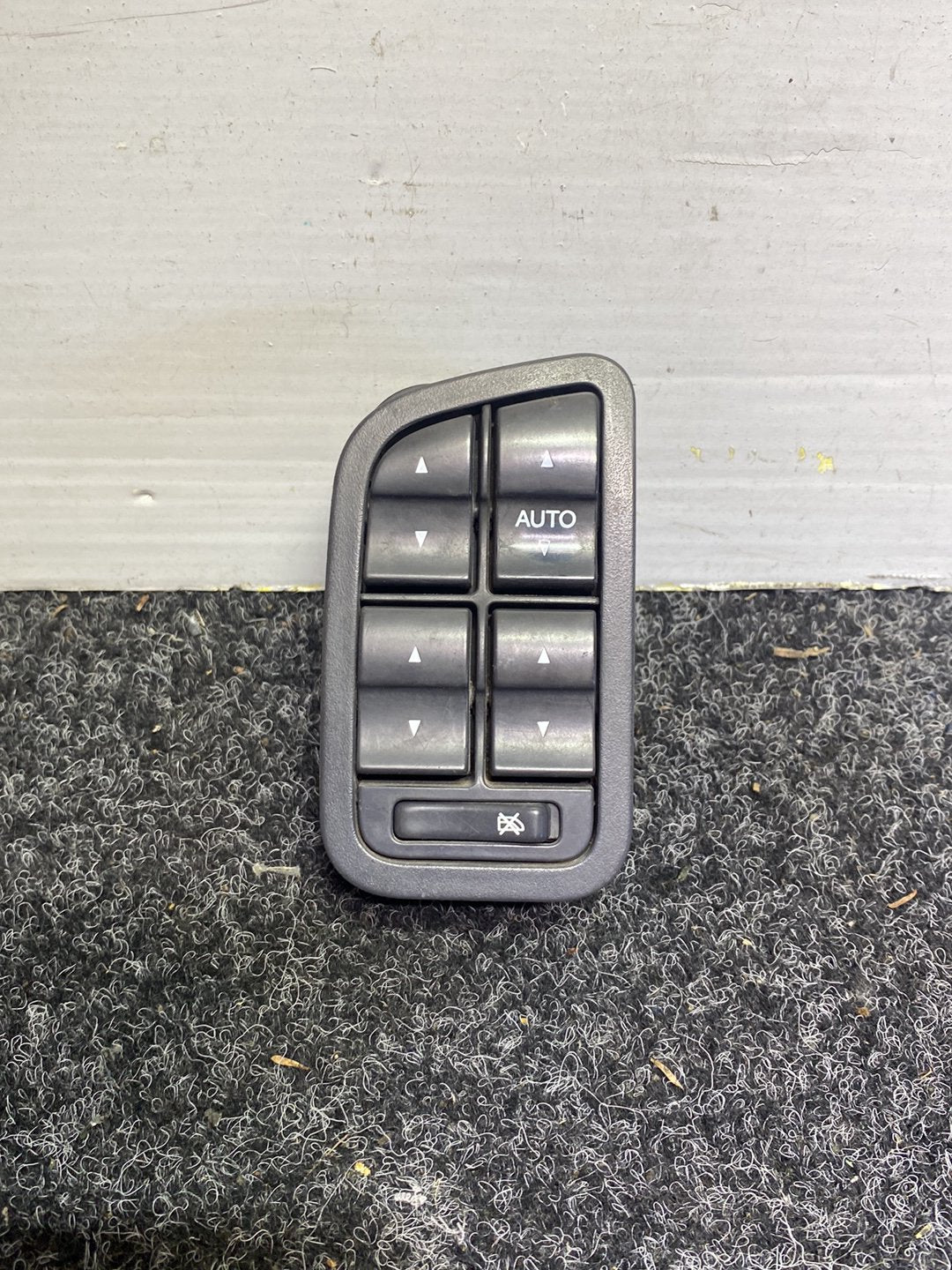 2006 Ford Falcon BF - Master Power Window Switch