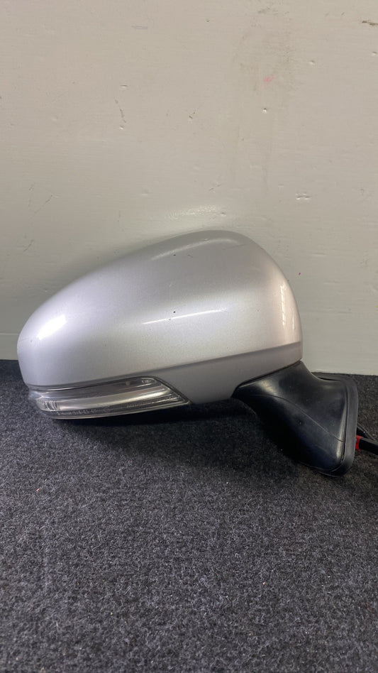 2012 Used Toyota Prius Hybrid - Right Door Mirror PN: 7 wire damage see pic