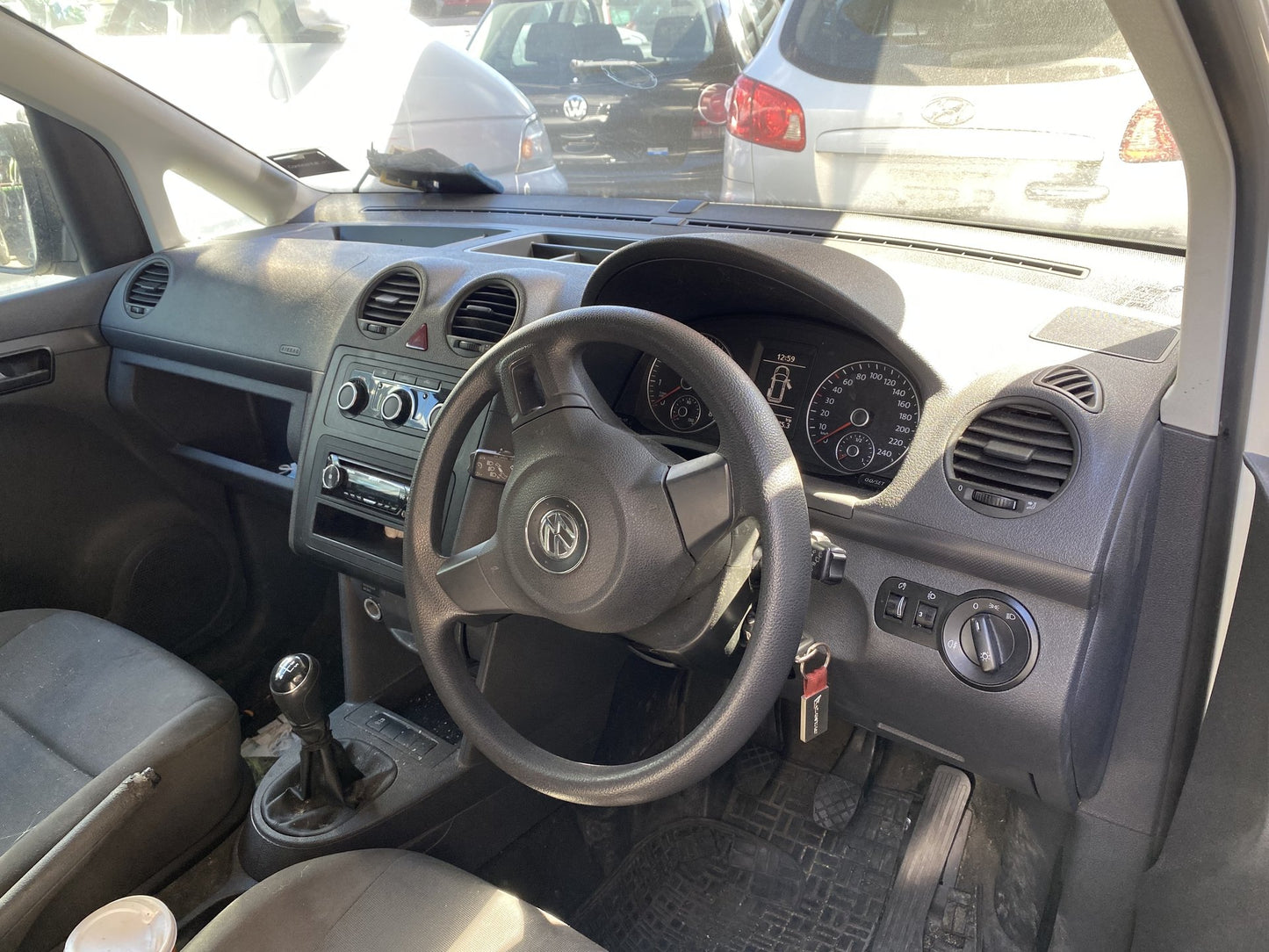 2014 Volkswagen Caddy Maxi Dismantling For Parts