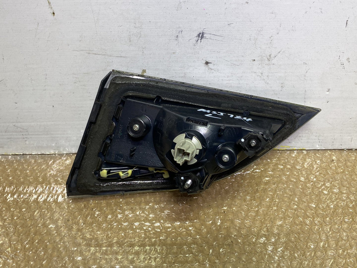 2008 Mazda Atenza - Left Boot Light PN: G33P513G0F