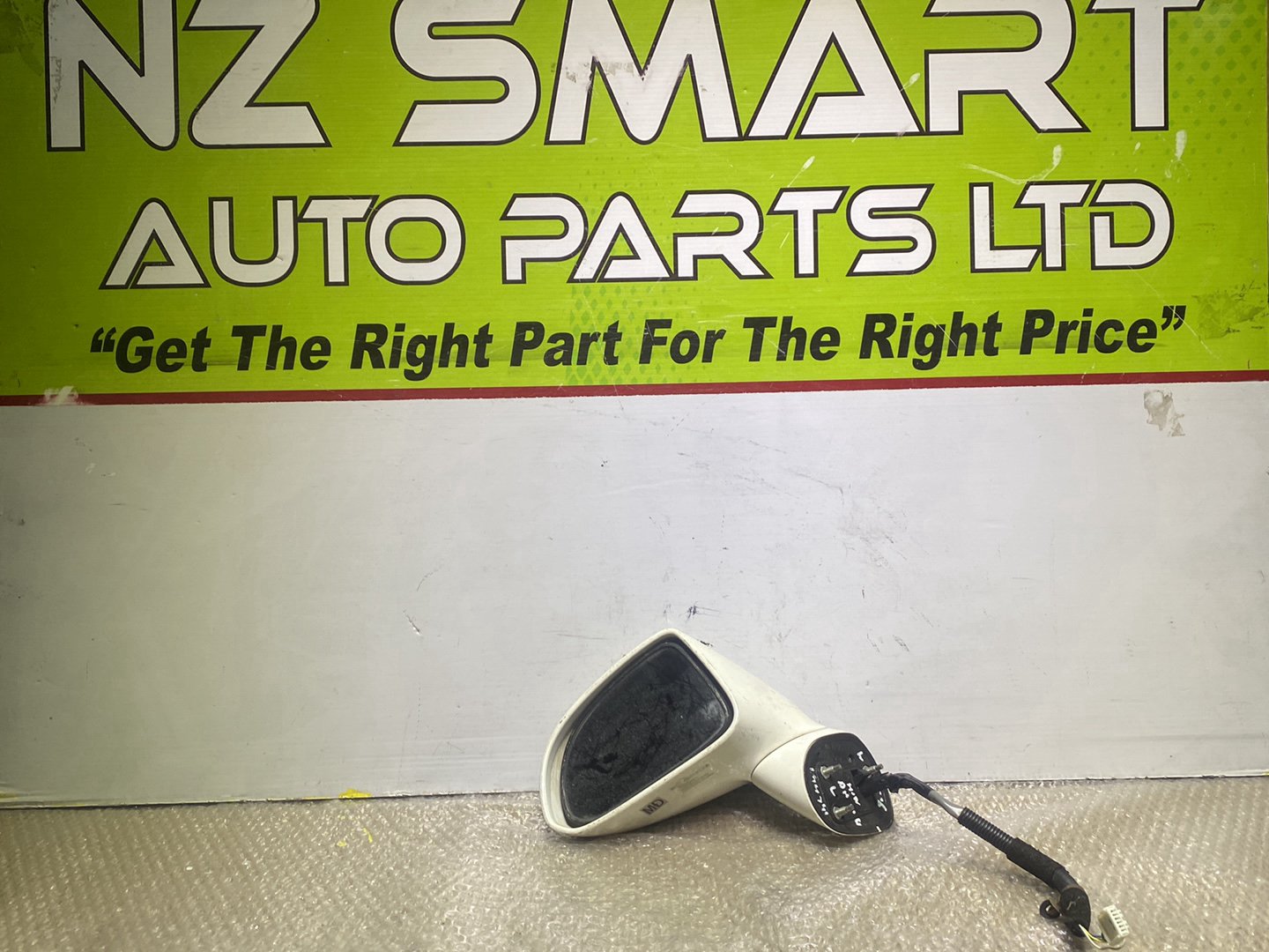 2008 Honda Stream- Left Door Mirror PN: 7 wires