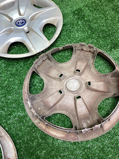 2002 Used Toyota Caldina - Wheel Cover/Hub Cap PN: Size 15