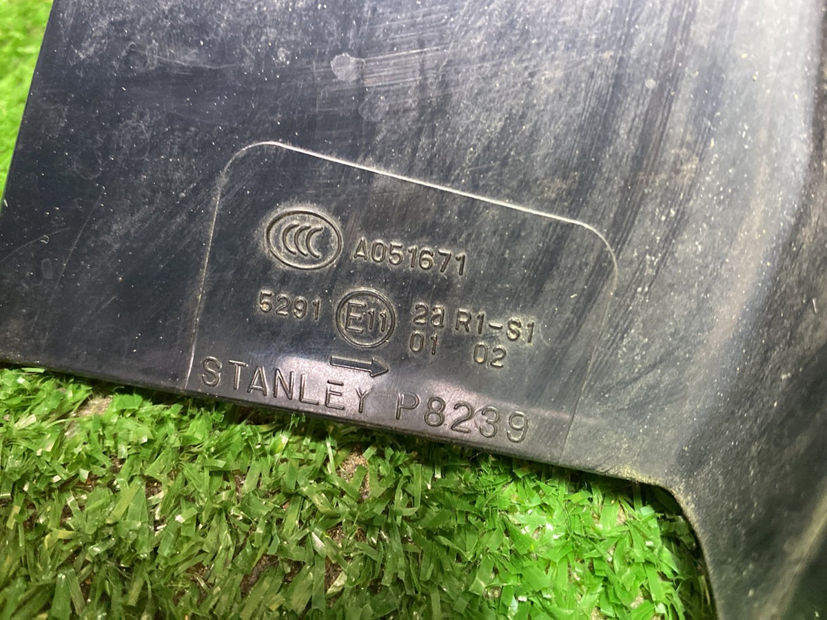 2010 Mazda Axela BL5FW - Right Taillight PN: STANLEY P8239
