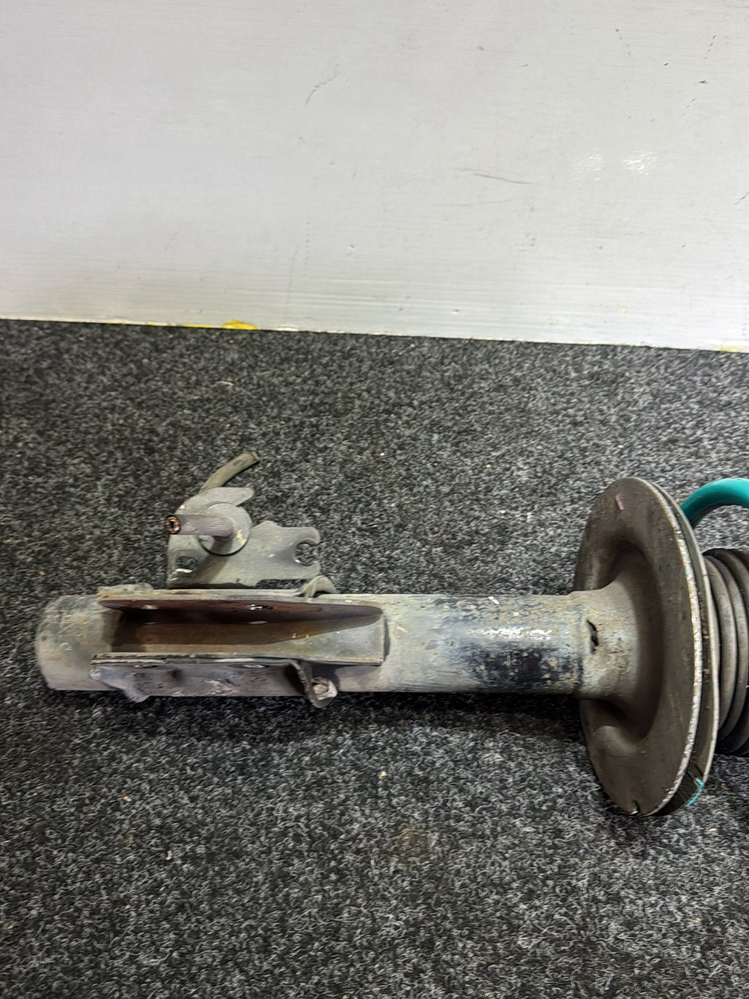 2011 Holden Commodore - Right Front Shock Absorber