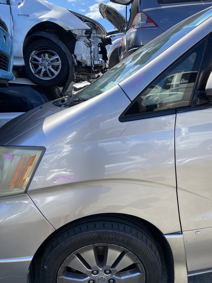 2005 Toyota Alphard ANH10 Dismantling For Parts