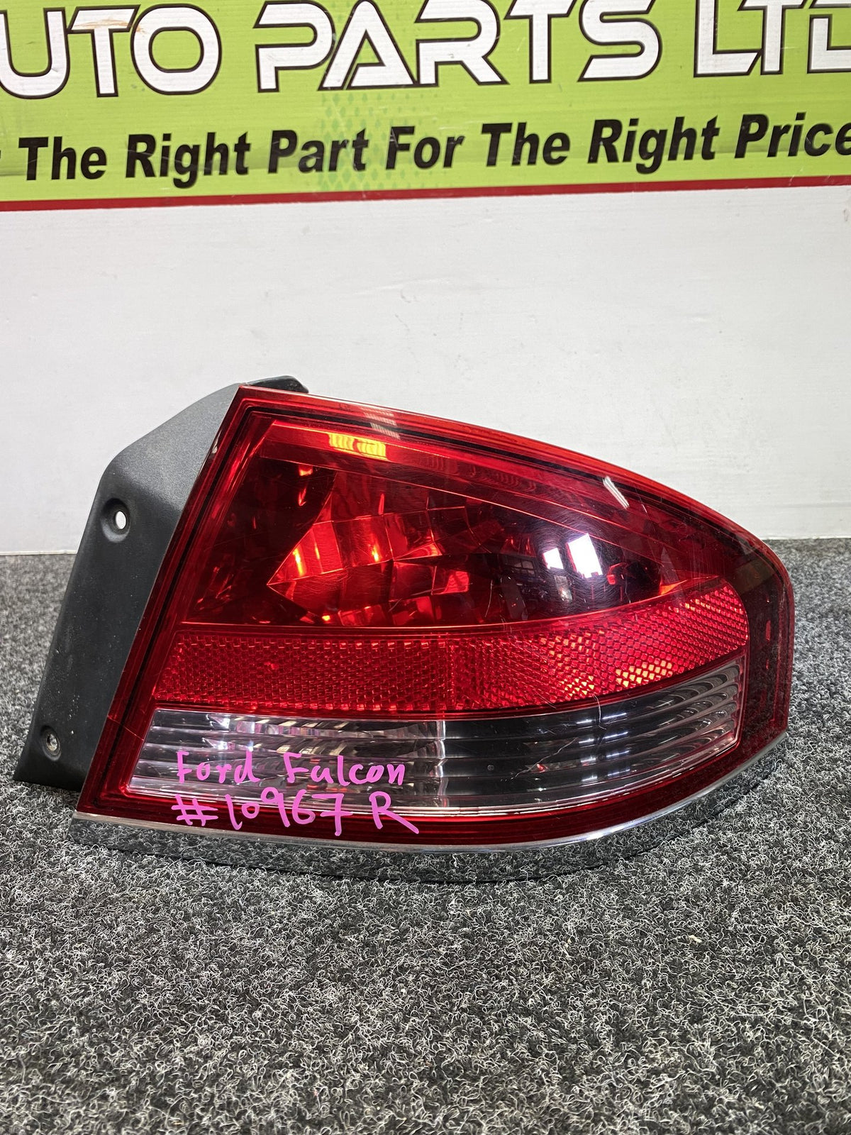2008 Ford Falcon - Right Taillight PN: 5R2913404AA