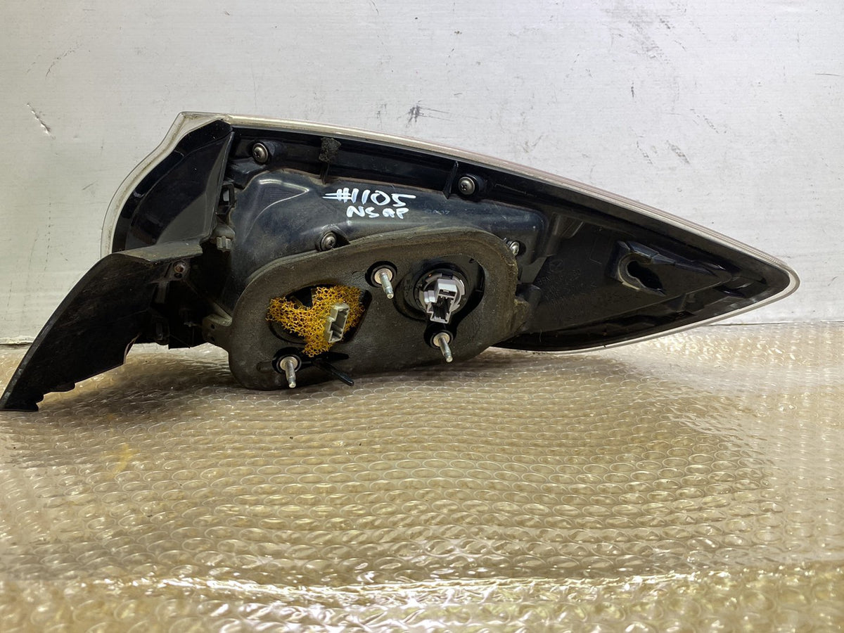 2013 Mazda Axela- Left Taillight PN: STANLEY P8240