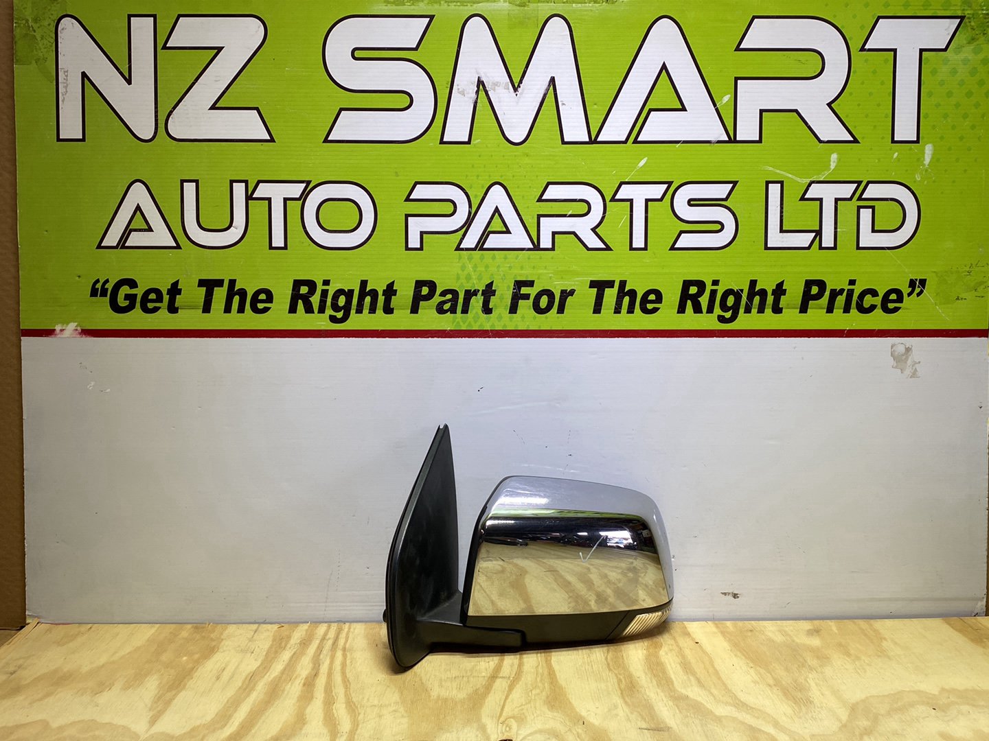 2013 Holden Colorado - Left Door Mirror PN: 8 wires