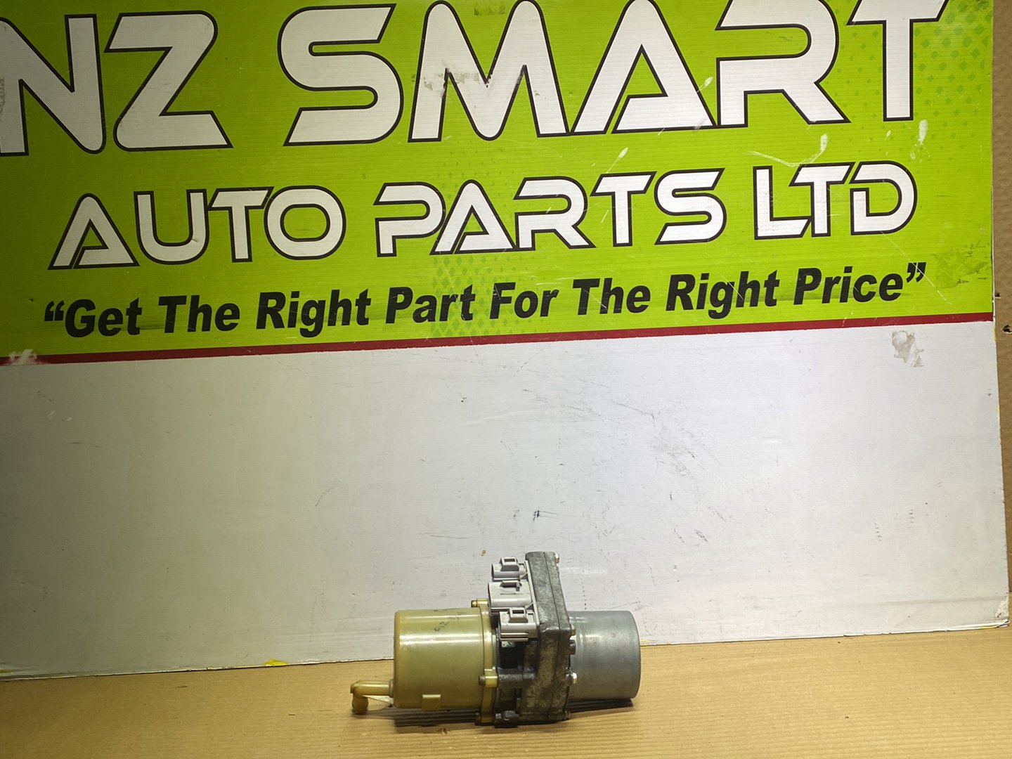 2005 Mazda Axela BK- Power Steering Pump PN: