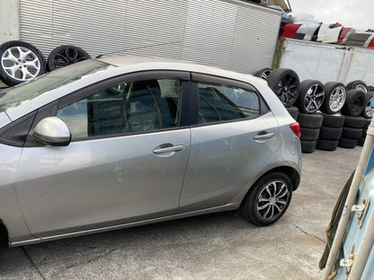 2005 Mazda Demio Dismantling For Parts
