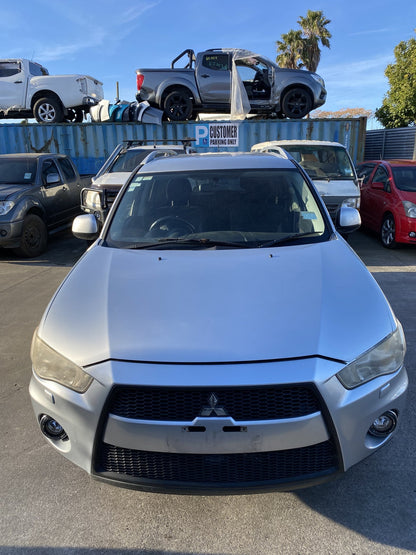 2010 Mitsubishi Outlander XLS Dismantling For Parts