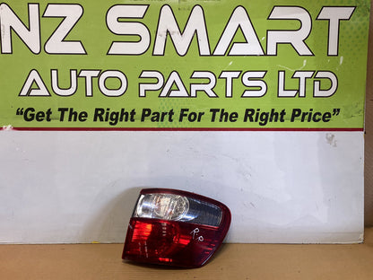 2004 Toyota Ipsum- Right Taillight PN: