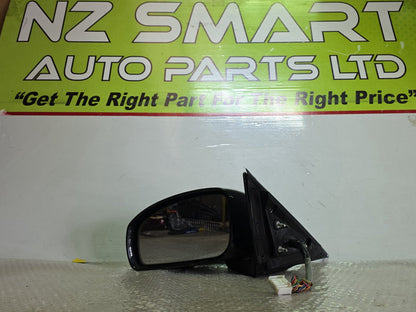 2009 Nissan Skyline- Left Door Mirror PN: 17 wires