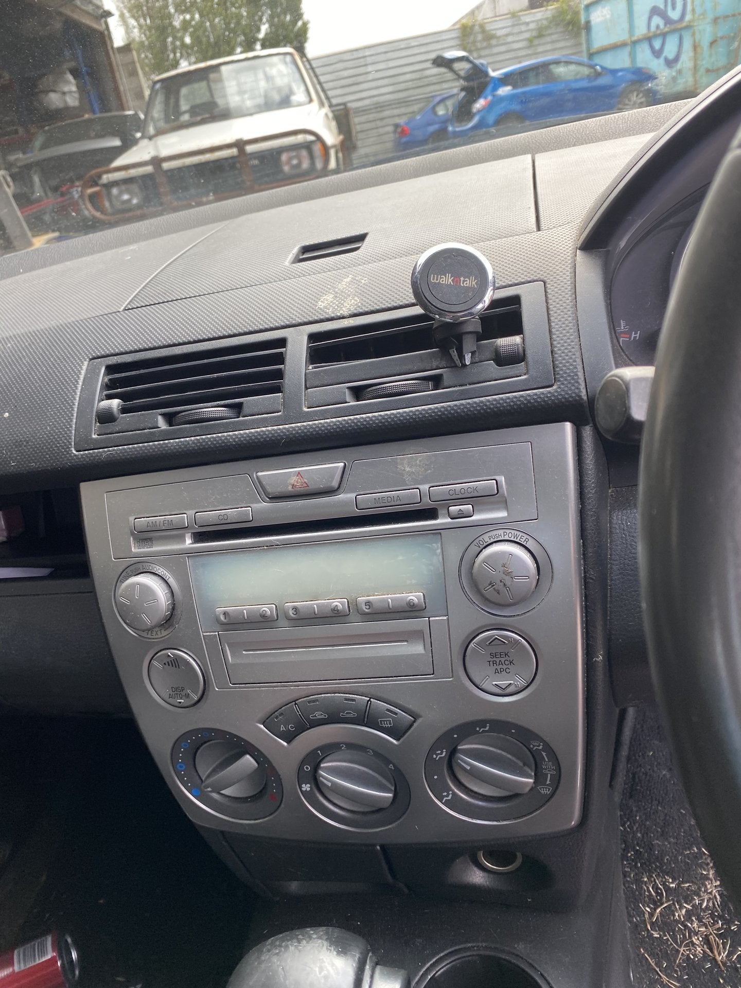 2006 Mazda Demio DY3W Dismantling For Parts