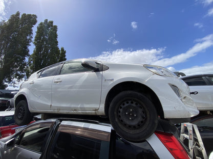2017 Toyota Aqua Hybrid NHP10 Dismantling For Parts