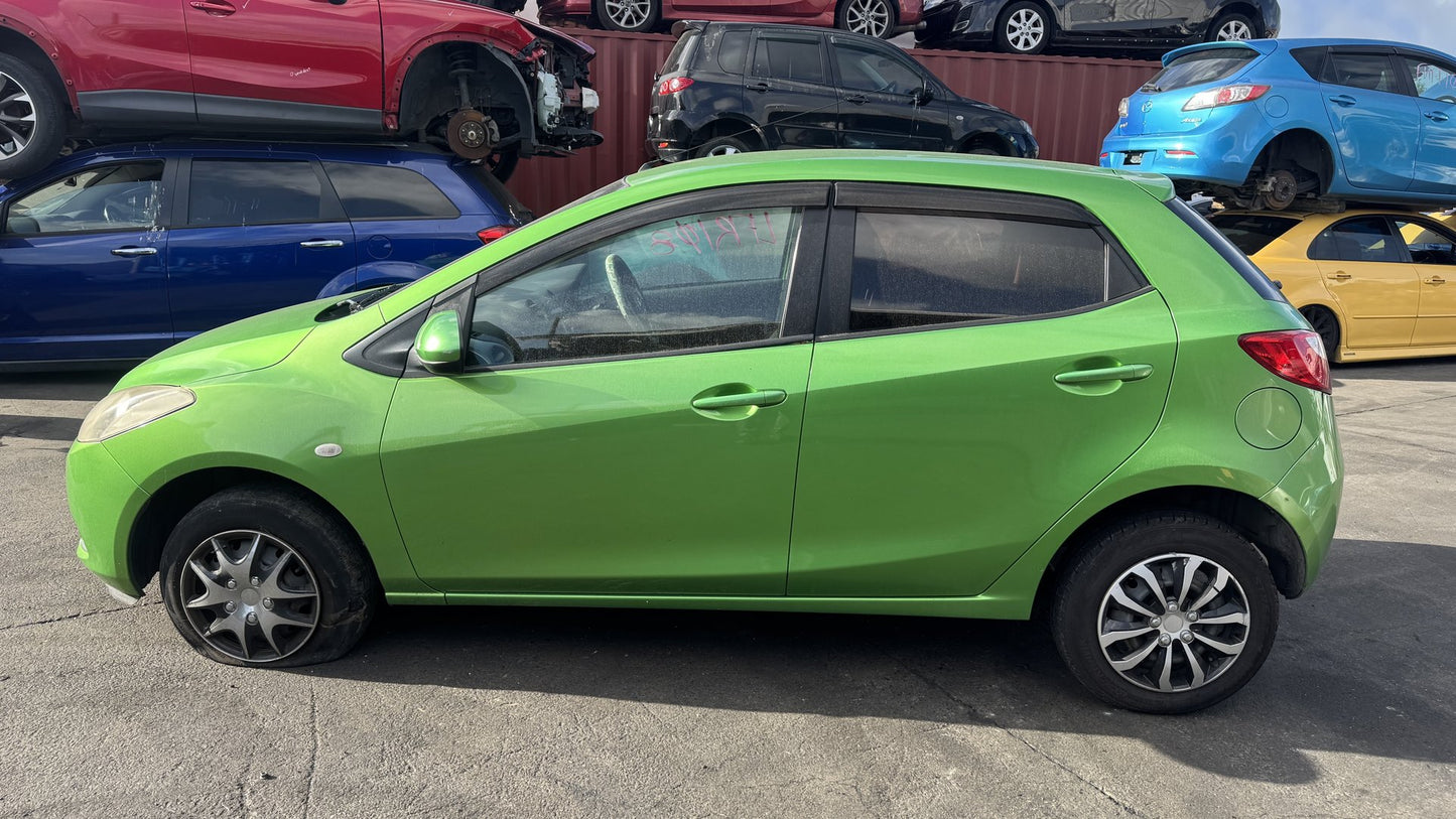 2010 Mazda Demio DE3FS  Dismantling For Parts