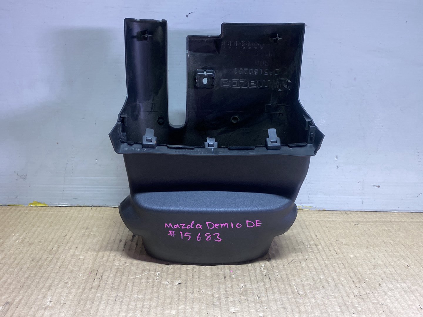 2010 Mazda Demio DE3FS - Steering Column Shroud