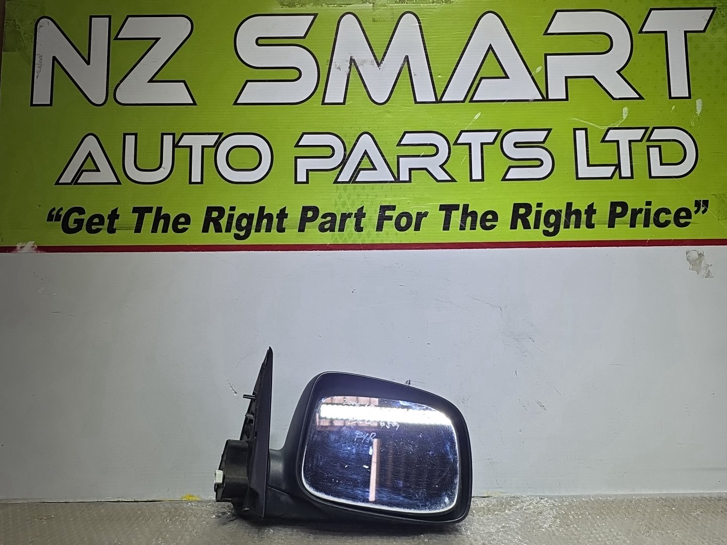 2008 Holden Rodeo- Right Door Mirror PN: 3 pin