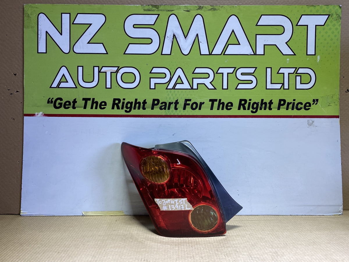 2002 Toyota Ist NCP60 - Left Taillight PN: Koito 52-056