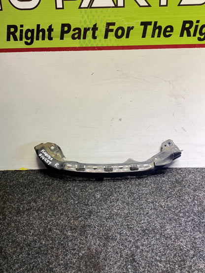 2006 Subaru Forester - Right Headlight Bracket