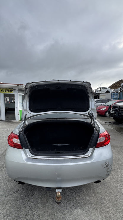 2011 Nissan Fuga Hybrid HY51  Dismantling For Parts