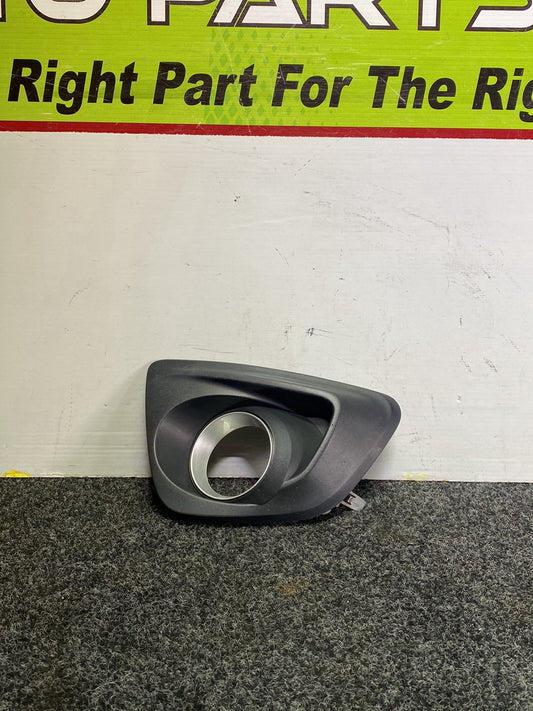 2009 Mazda Demio DE5FS - Left Fog Light Cover
