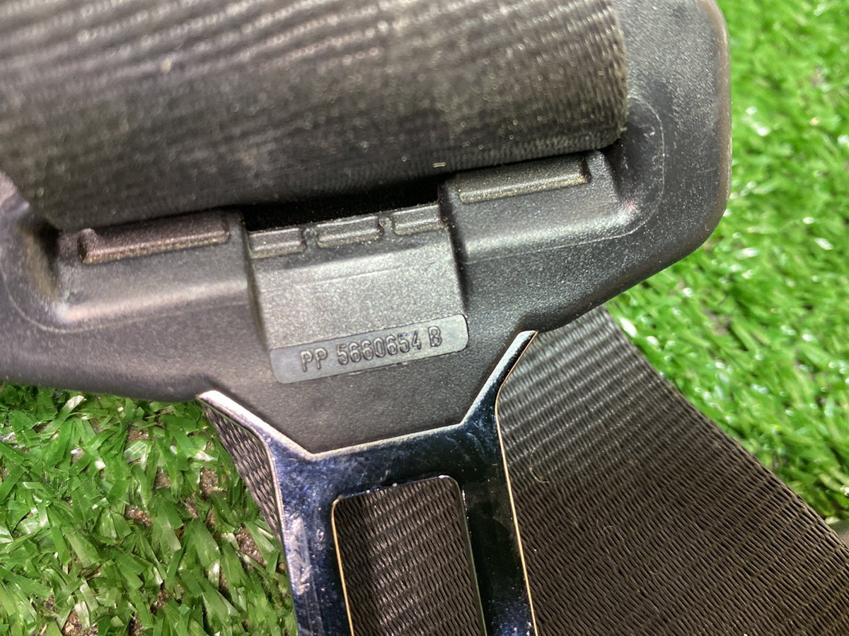 May 2011 to Aug 2015 - Ford Focus LW - Left Front Seat Belt