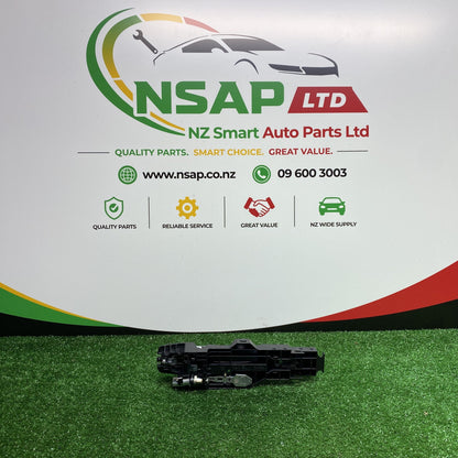 2014 Nissan Note - Right Rear Exterior Door Handle PN: 826403VA2A