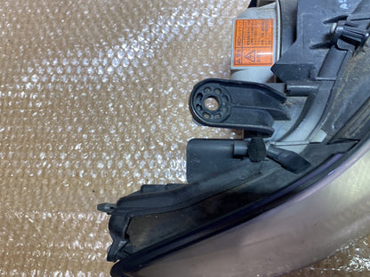 2004 Subaru Legacy - Right Headlight PN: 84001AG201