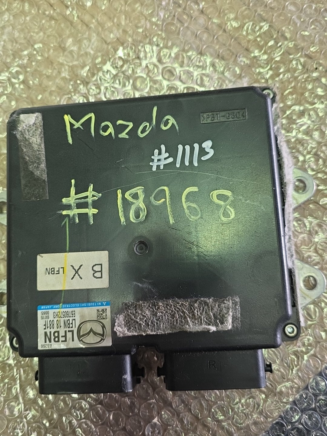 2009 Mazda Axela BLEFW- Engine ECU PN: LFBN18881F