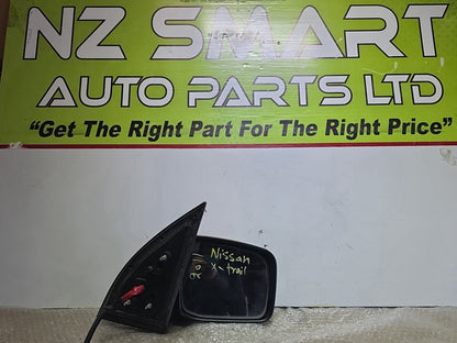 2011 Nissan X-Trail- Right Door Mirror PN: 3 wires