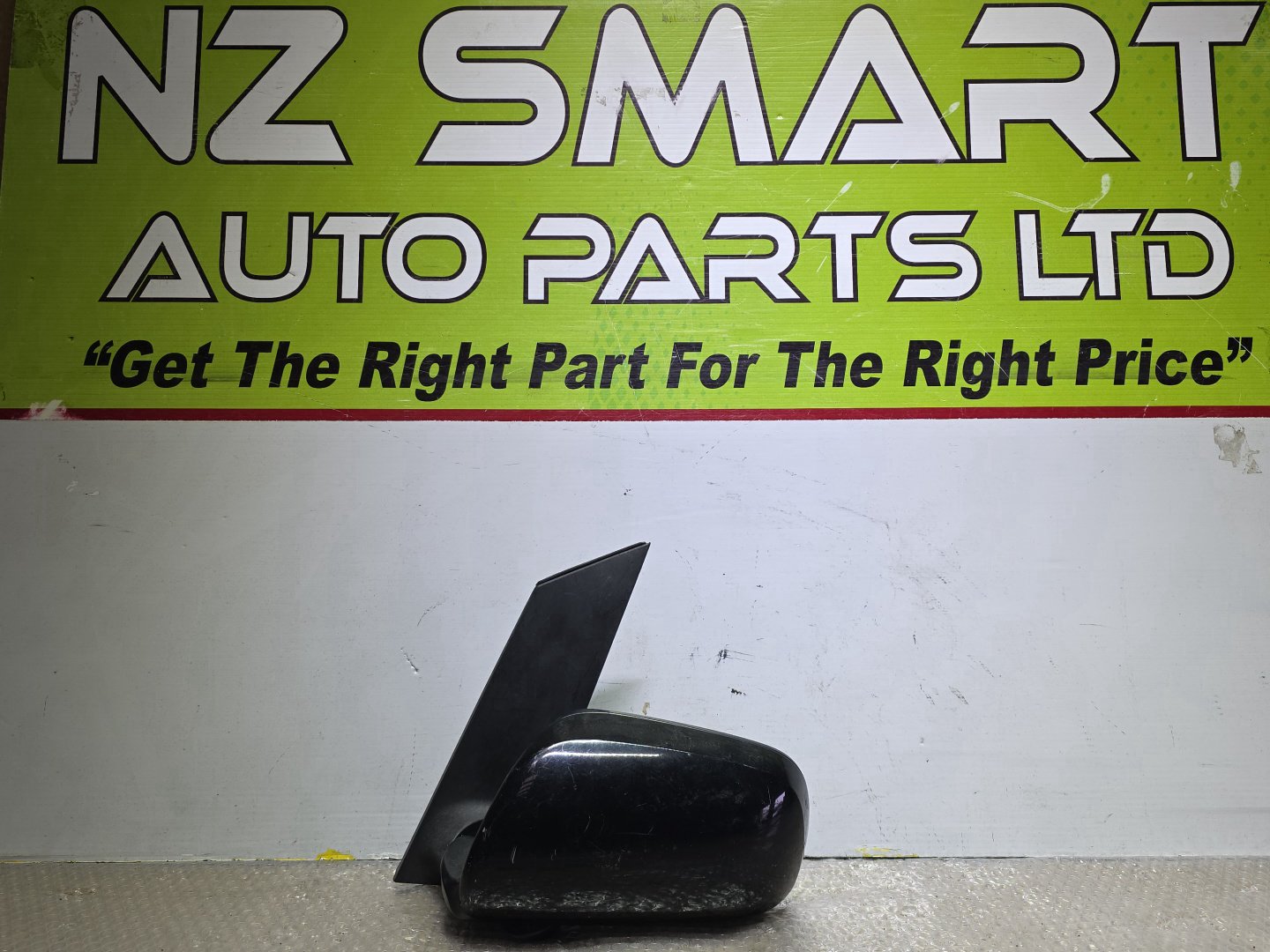 2005 Used Toyota Wish- Left Door Mirror PN: 4 wires
