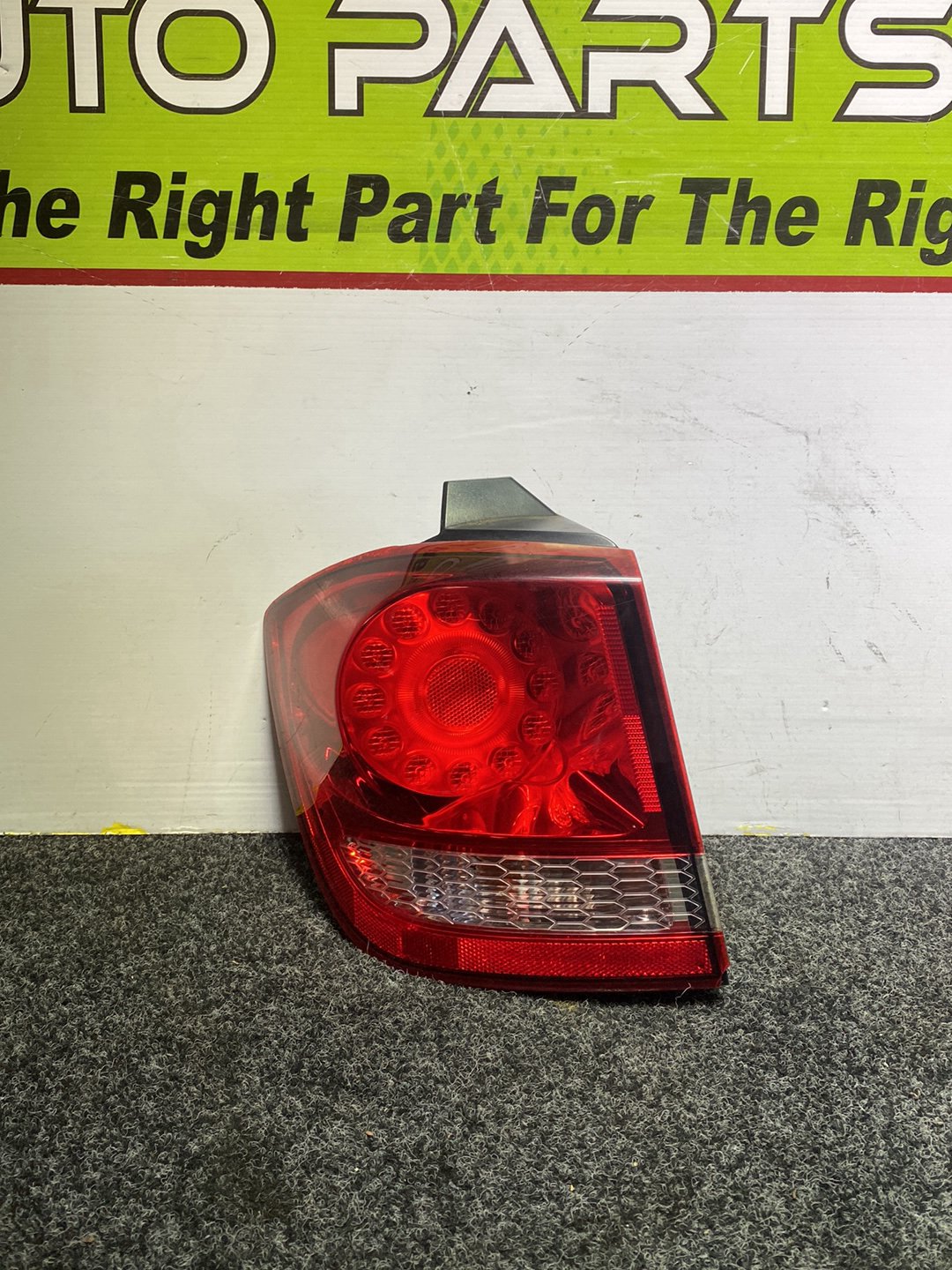 2010 Dodge Journey - Left Taillight